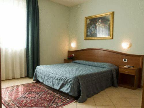 Mini Hotel Asti Esterno foto