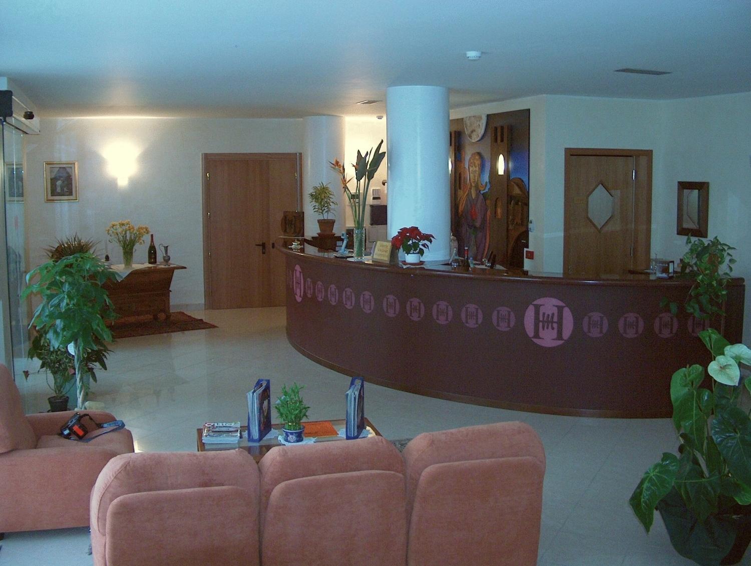Mini Hotel Asti Esterno foto